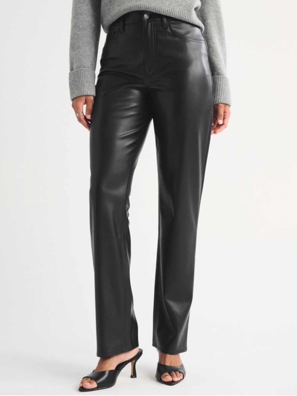 Abercrombie Curve Love Vegan Leather High Rise 90s Straight Pants Black, 6 Long